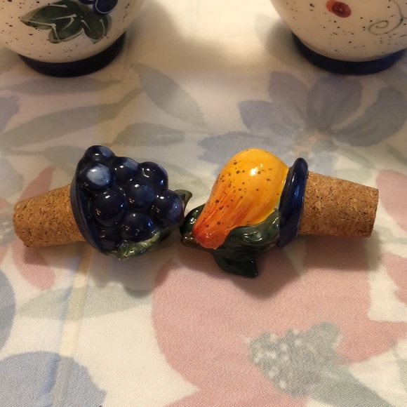 NWOT Julie Ueland f/Harry&David 2001 Decanters/Cruets w/Original Stoppers 10.5x5 - Picture 7 of 7